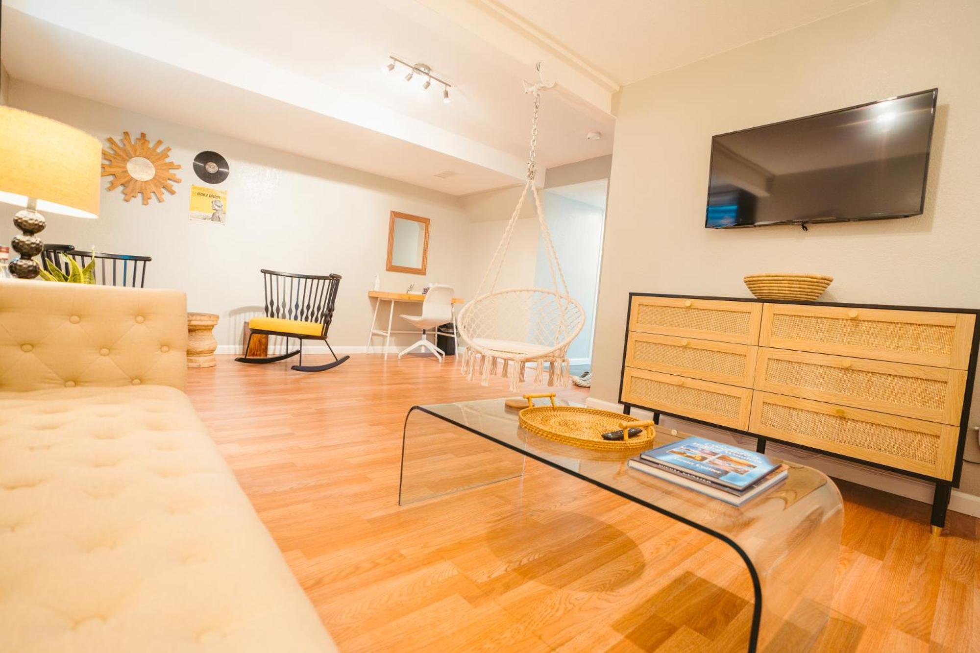 Windsor Retreat Private Basement Suite Ντένβερ Εξωτερικό φωτογραφία